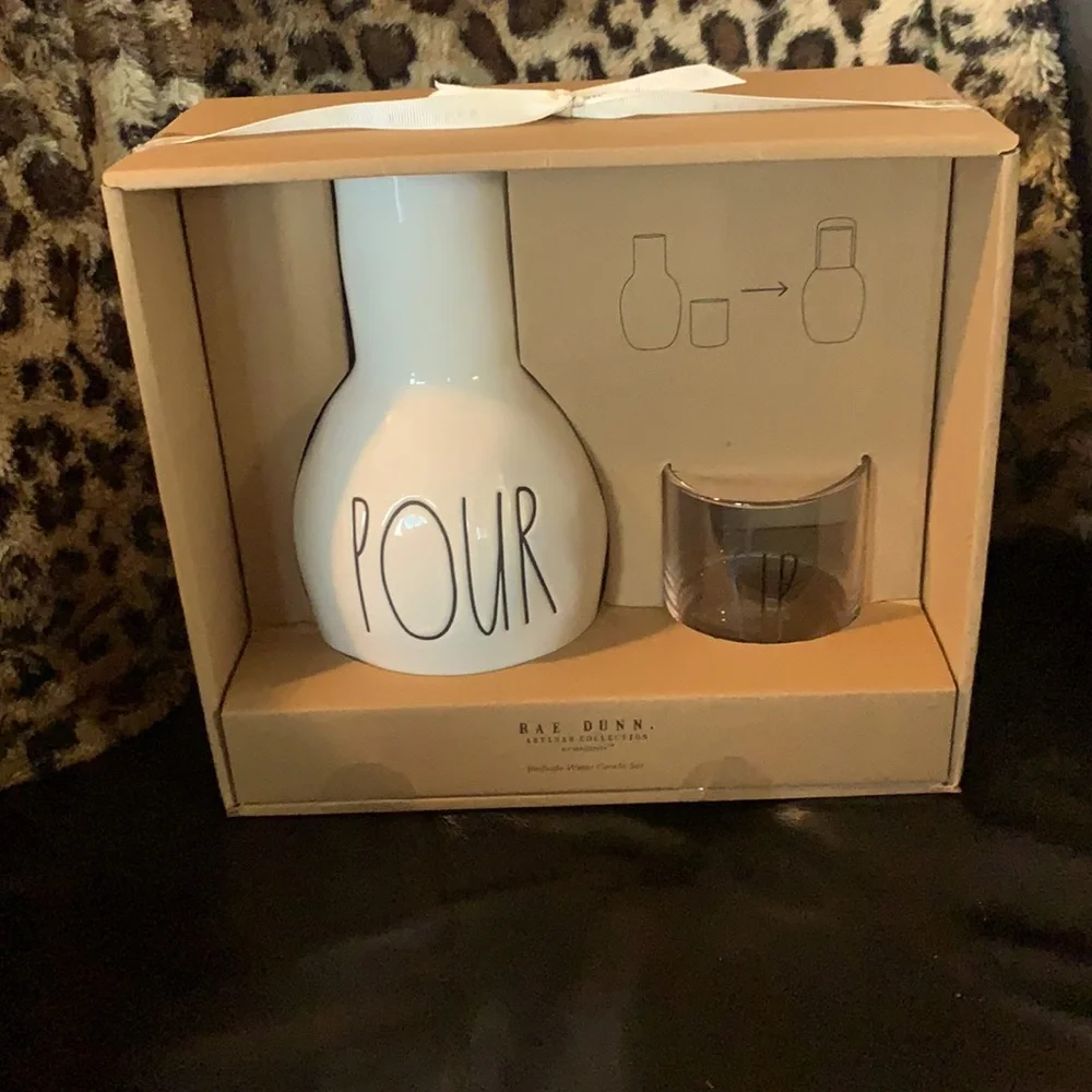 Rae Dunn water carafe set - Picture 1 of 7